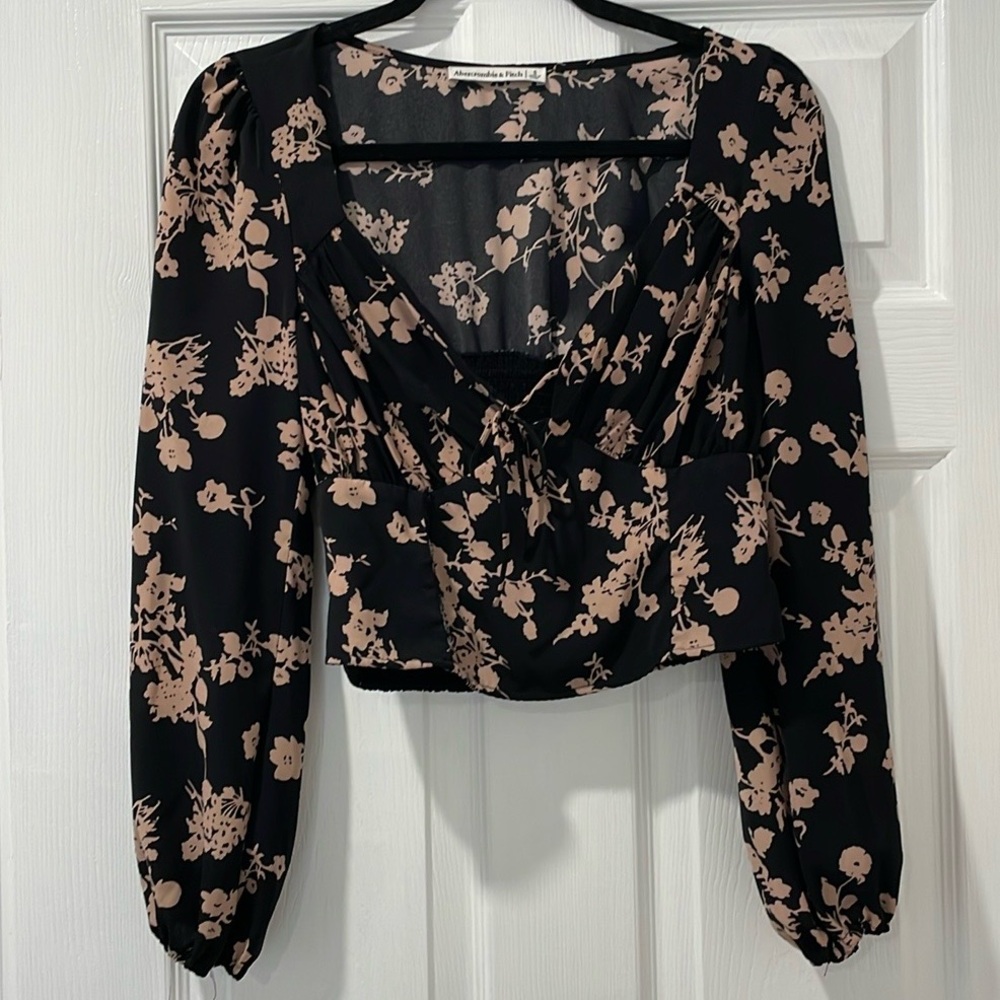 Abercrombie & Fitch Top